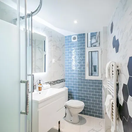 Palais Royal Design Apartment Paris